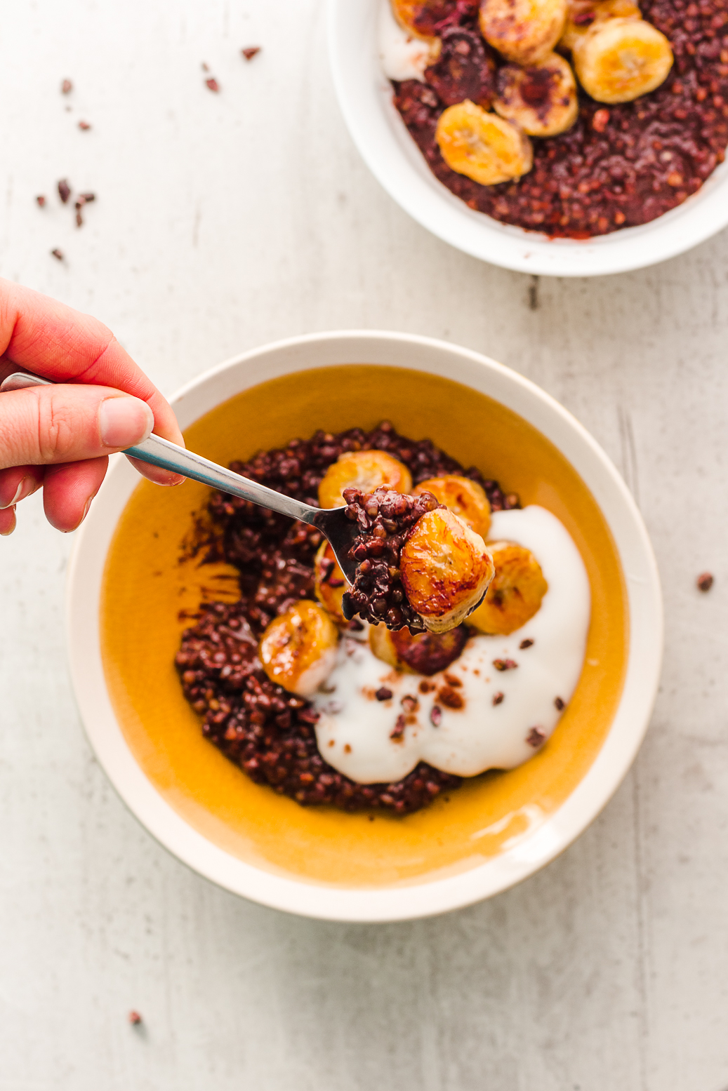 Easy & Healthy Chocolate-Buckwheat Porridge with Caramelized Bananas #vegan #breakfast #glutenfree