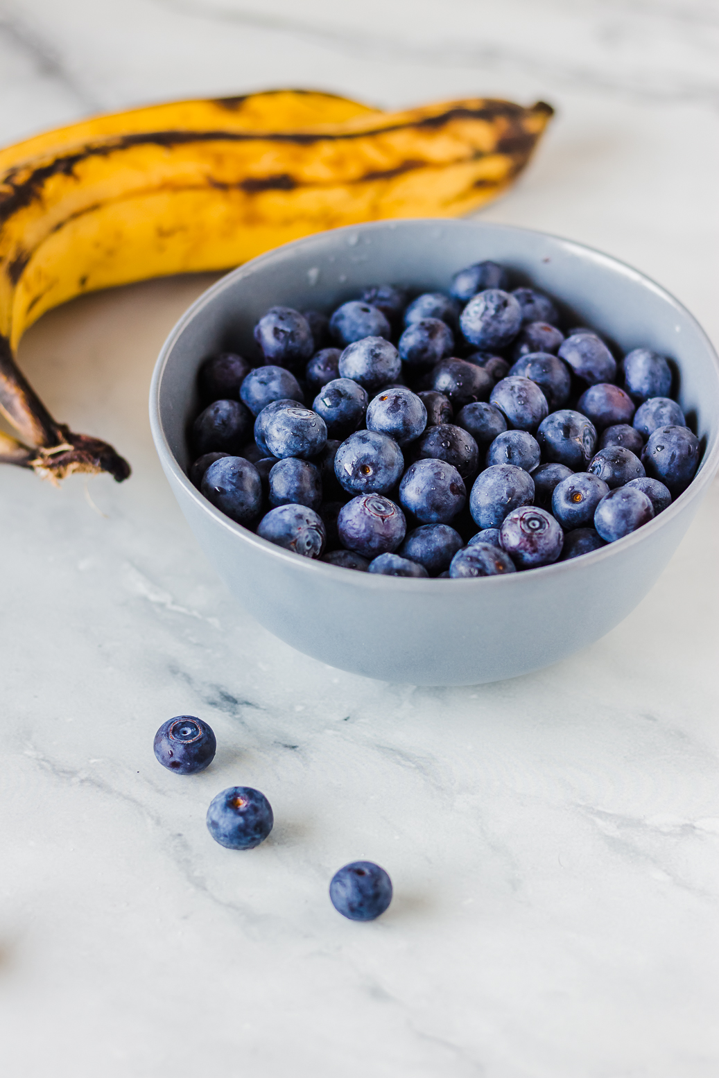 oil-free vegan blueberry-banana bread made with oat flour #vegan#oil-free#gluten-free#bananabread