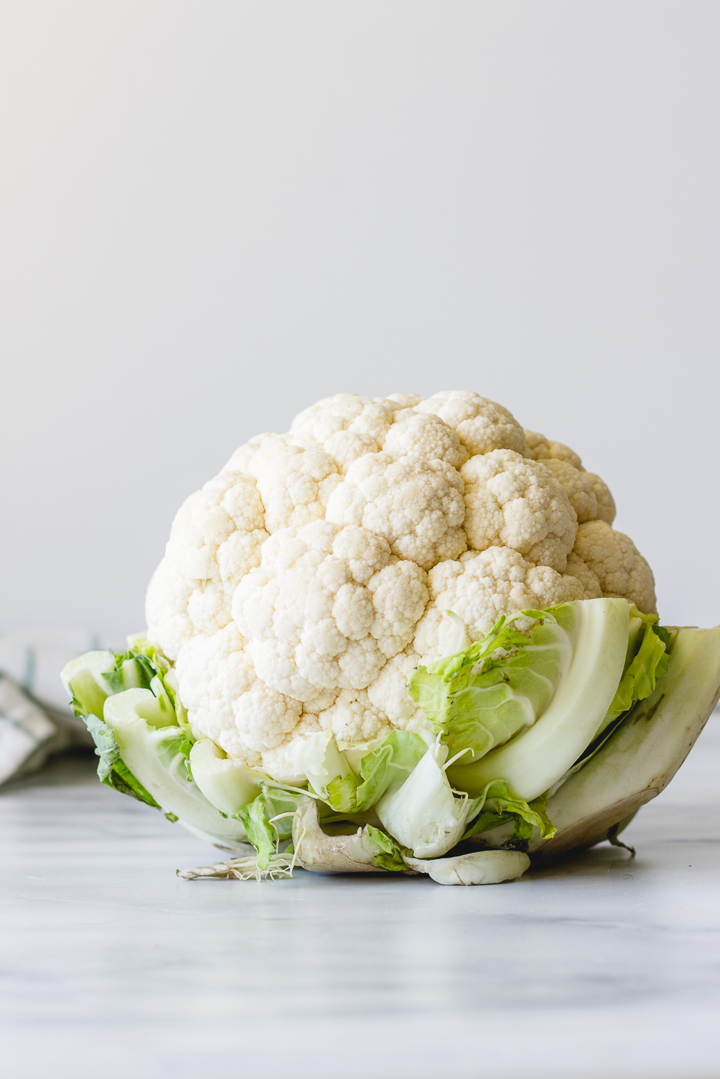 Roasted cauliflower with wild garlic sauce #vegan#healthy#pesto