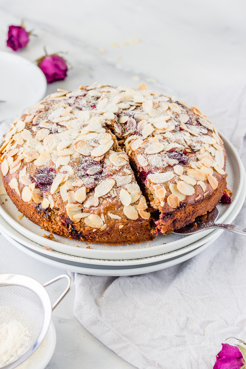 Vegan Cherry-Almond Cake #vegan#baking#oil-free#cake