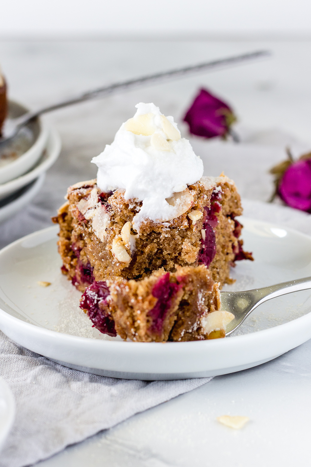 Vegan Cherry-Almond Cake #vegan#baking#oil-free#cake