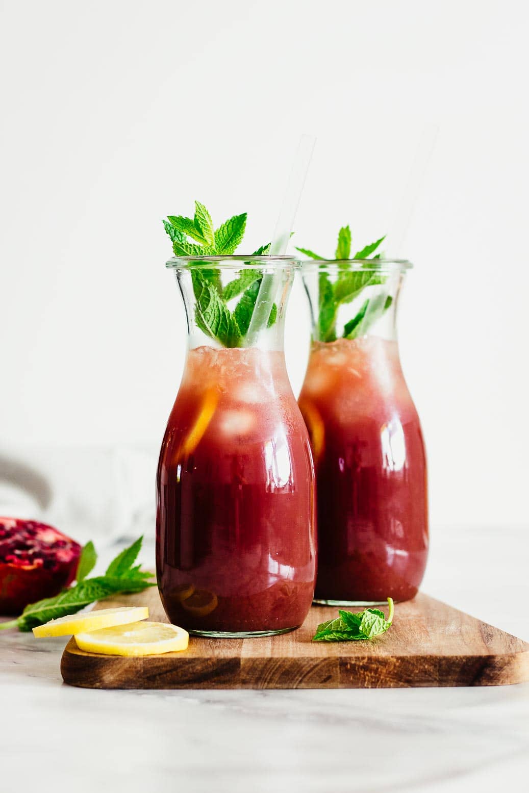 Homemade Pomegranate Iced Tea #vegan #pomegranate #tea