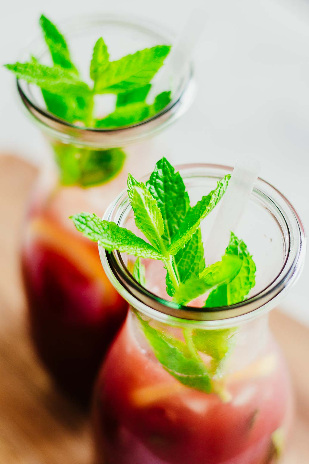 Homemade Pomegranate Iced Tea #vegan #pomegranate #tea