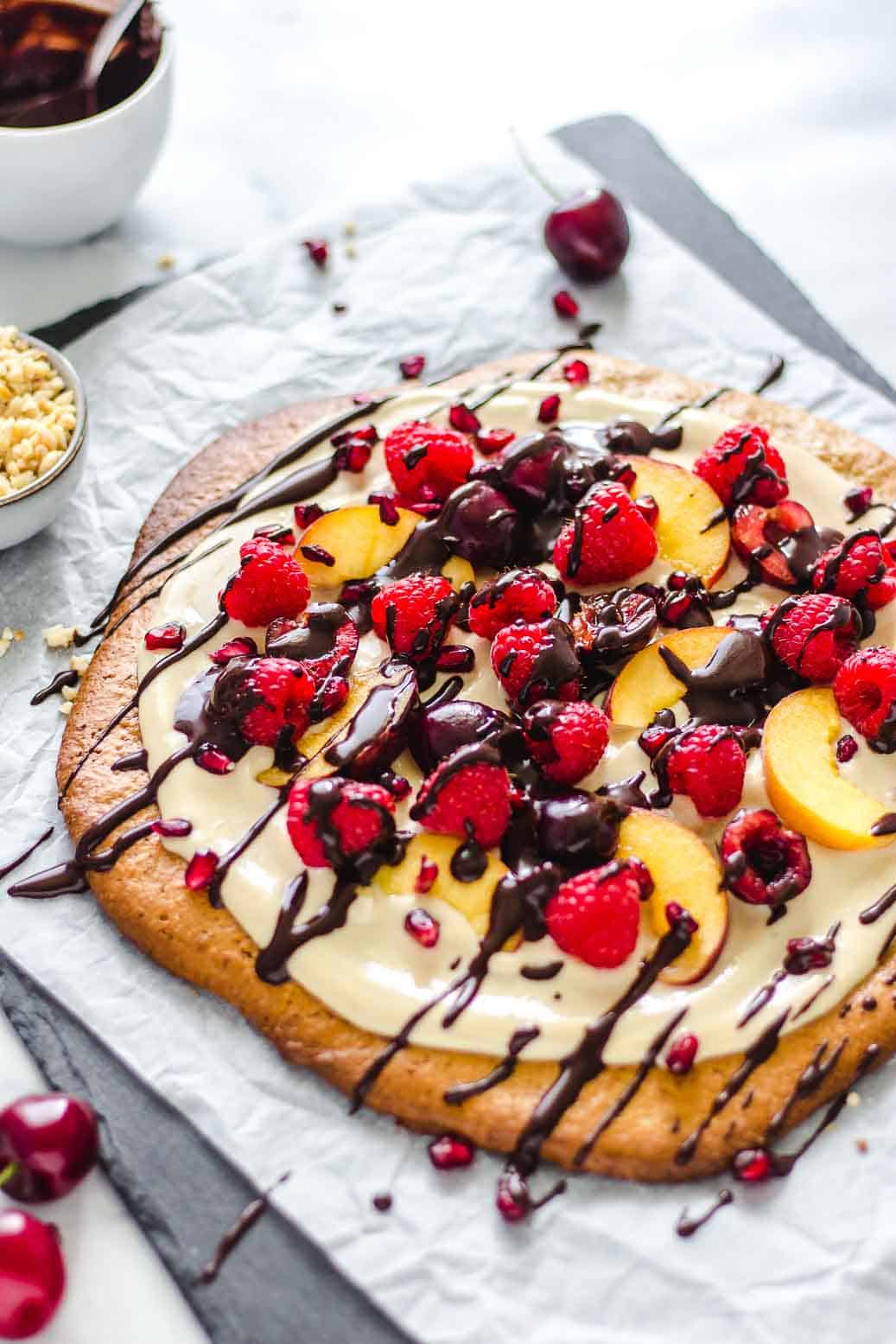 Fruity Vegan Cookie Pizza #vegan #gluten-free #cookie #pizza