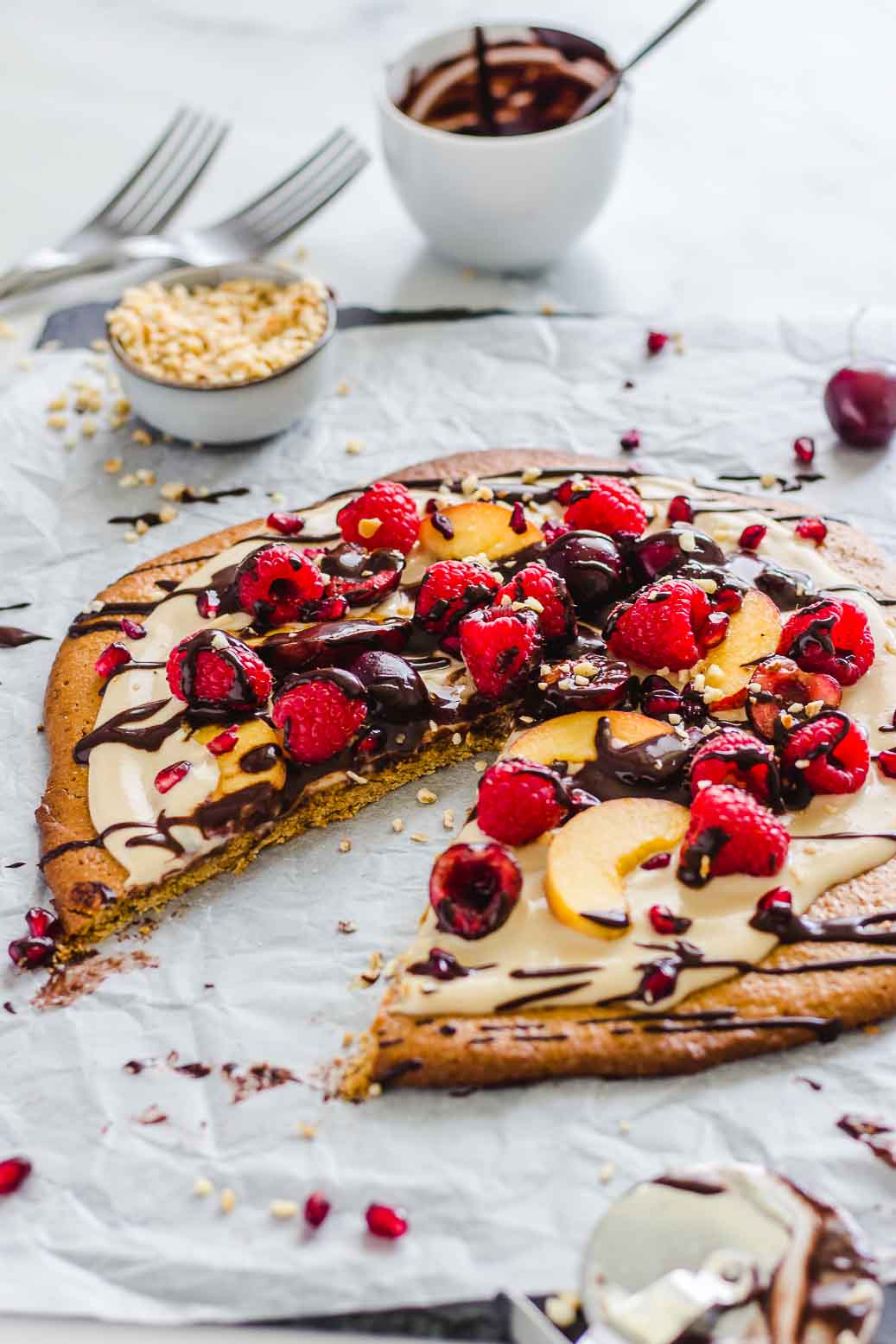 Fruity Vegan Cookie Pizza #vegan #gluten-free #cookie #pizza