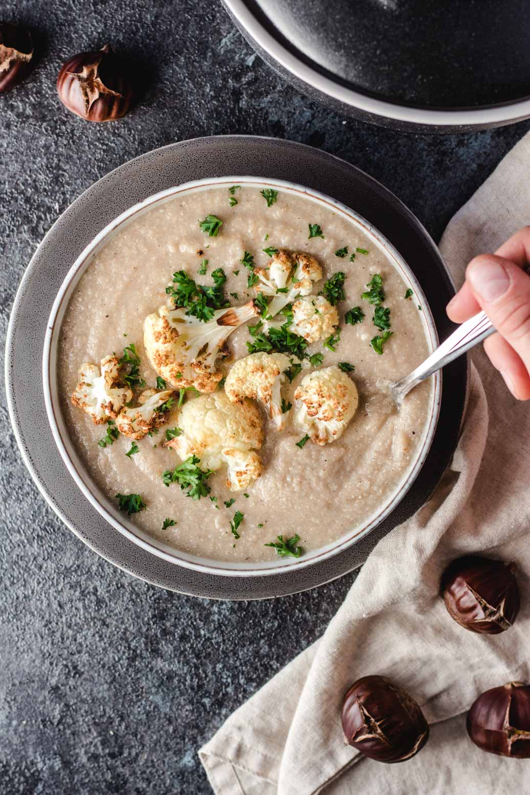 Vegan roasted-cauliflower-chestnut soup #vegan #soup #chestnuts