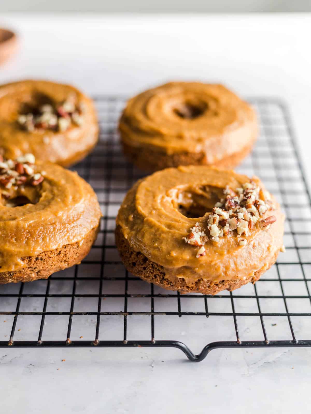 baked vegan donuts