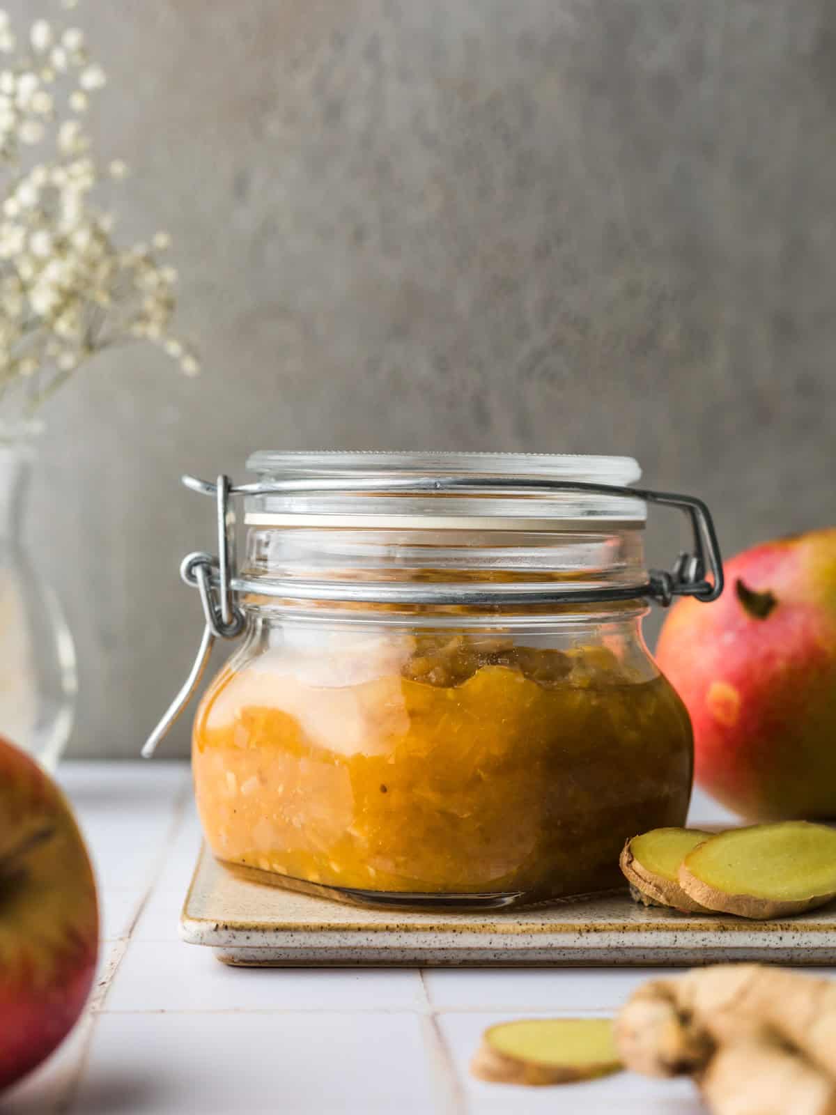 homemade apple mango chutney
