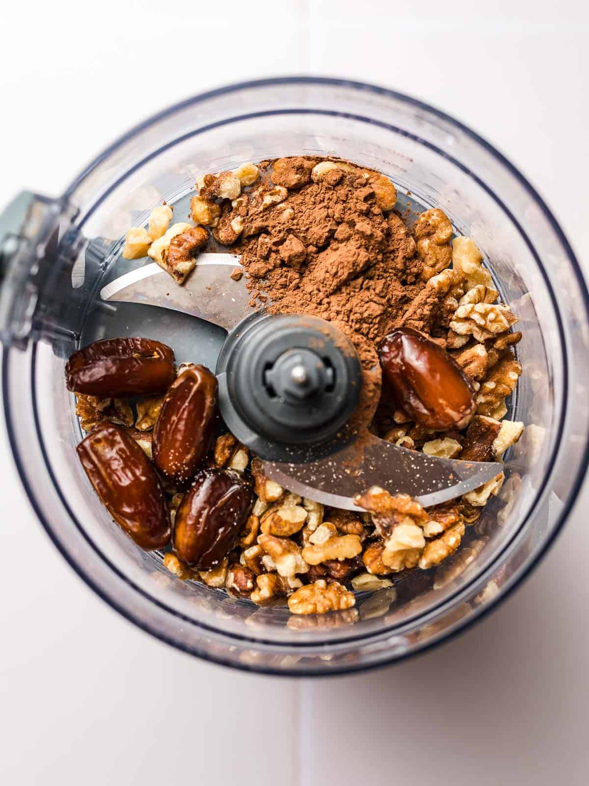ingredients for date walnut crumble with cacao