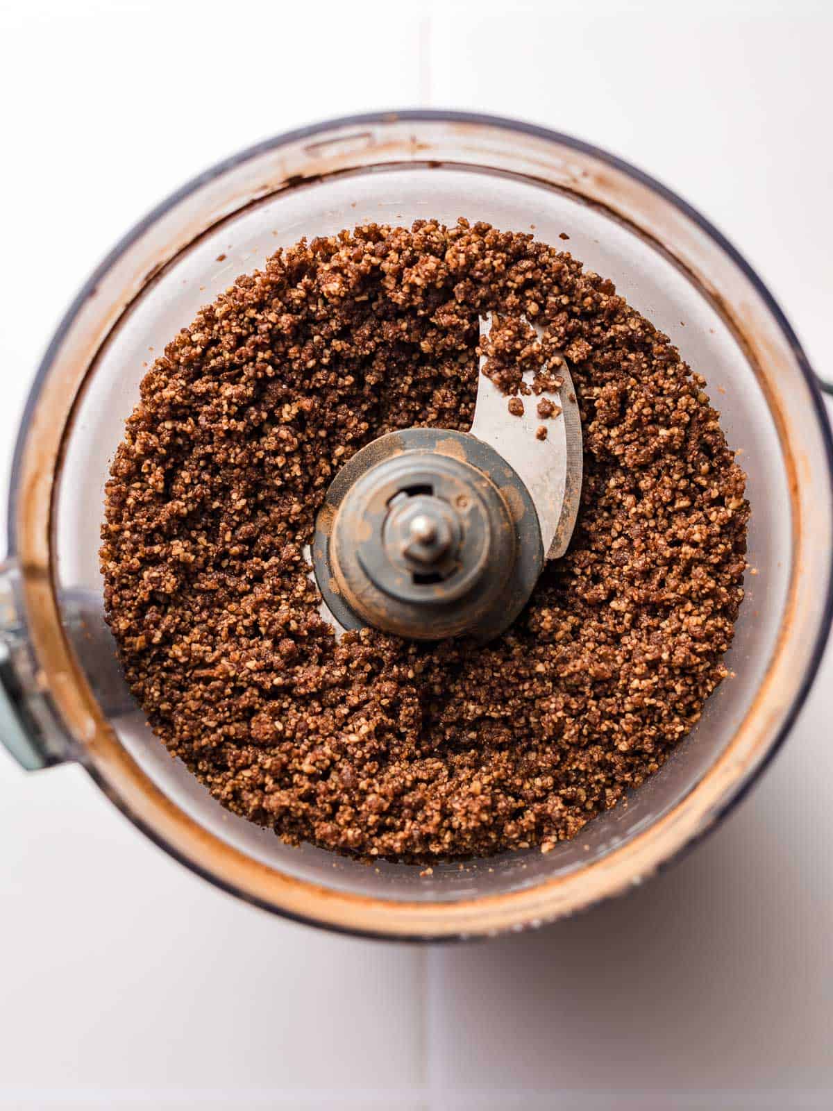 raw vegan crumble with cacao