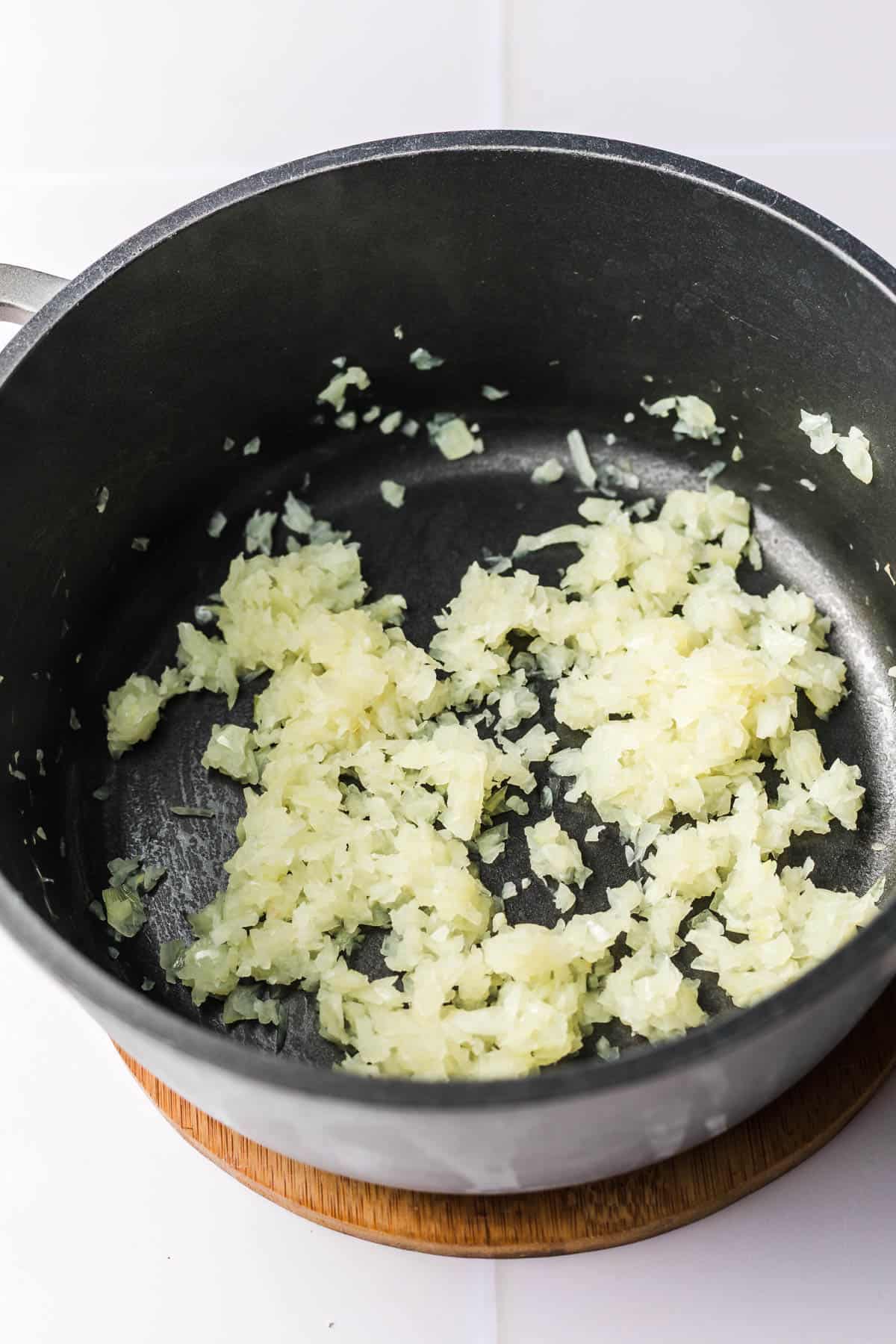 cooking onion and garlic without oil