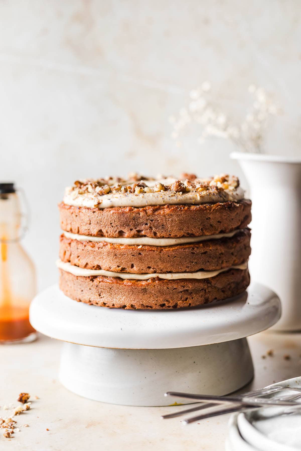 frosted vagen carrot cake