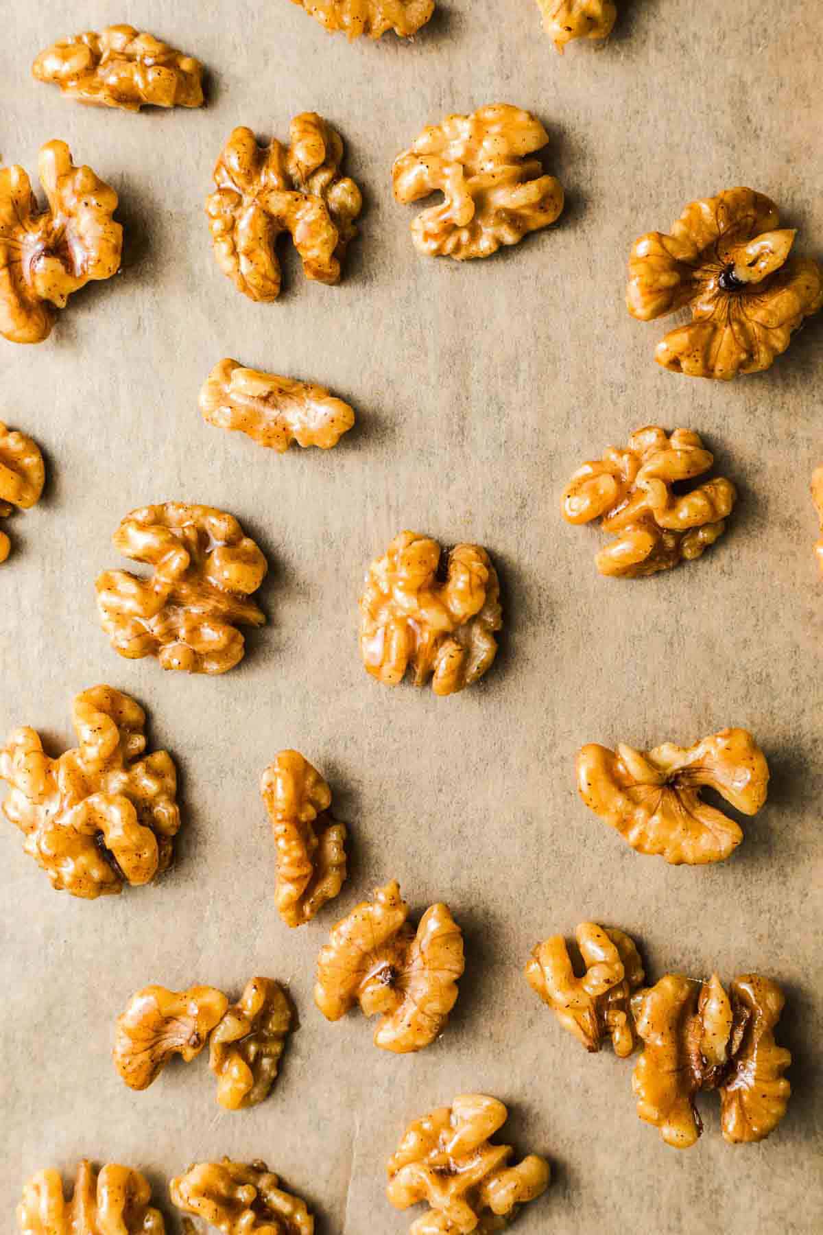 caramelized walnuts with maple syrup