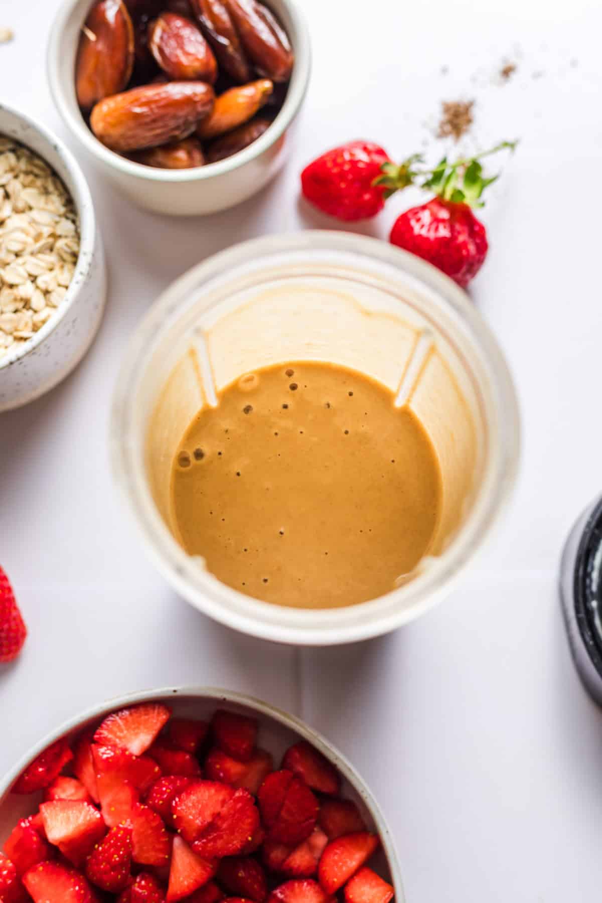 date cream for naturally sweetened muffins