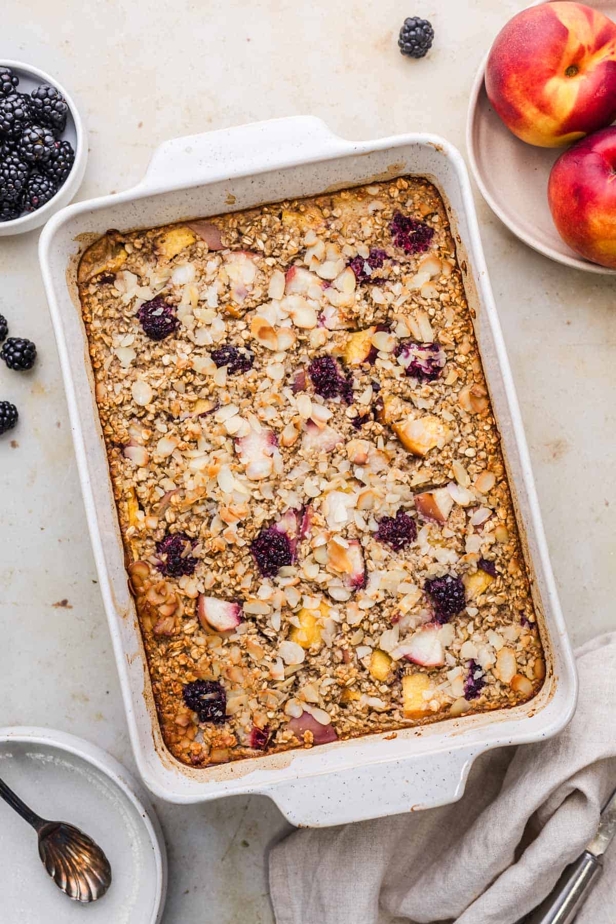 sugar-free baked oatmeal with blackberries and nectarines