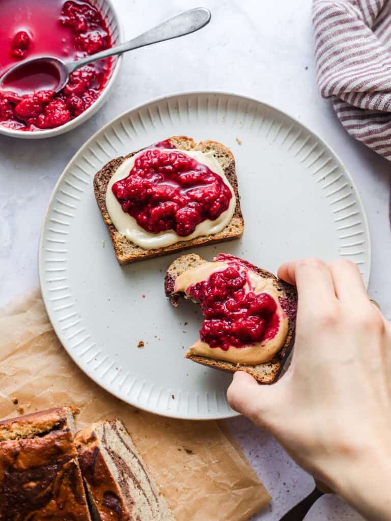 easy banana bread with peanut butter