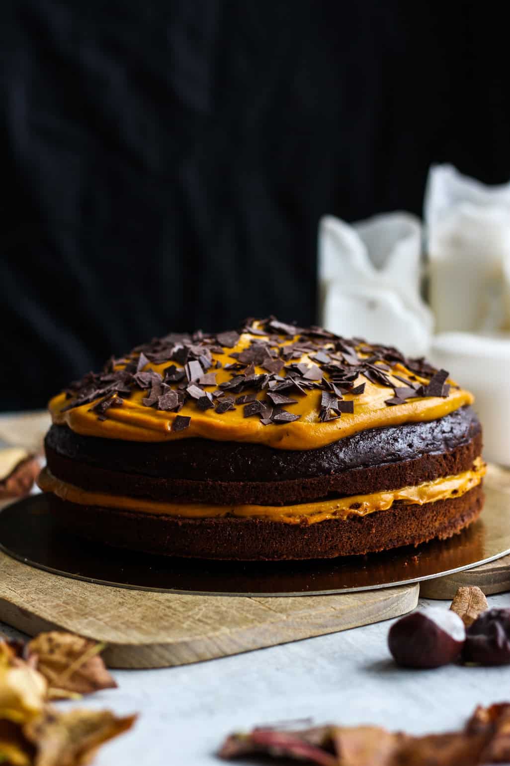 vegan chocolate pumpkin cake
