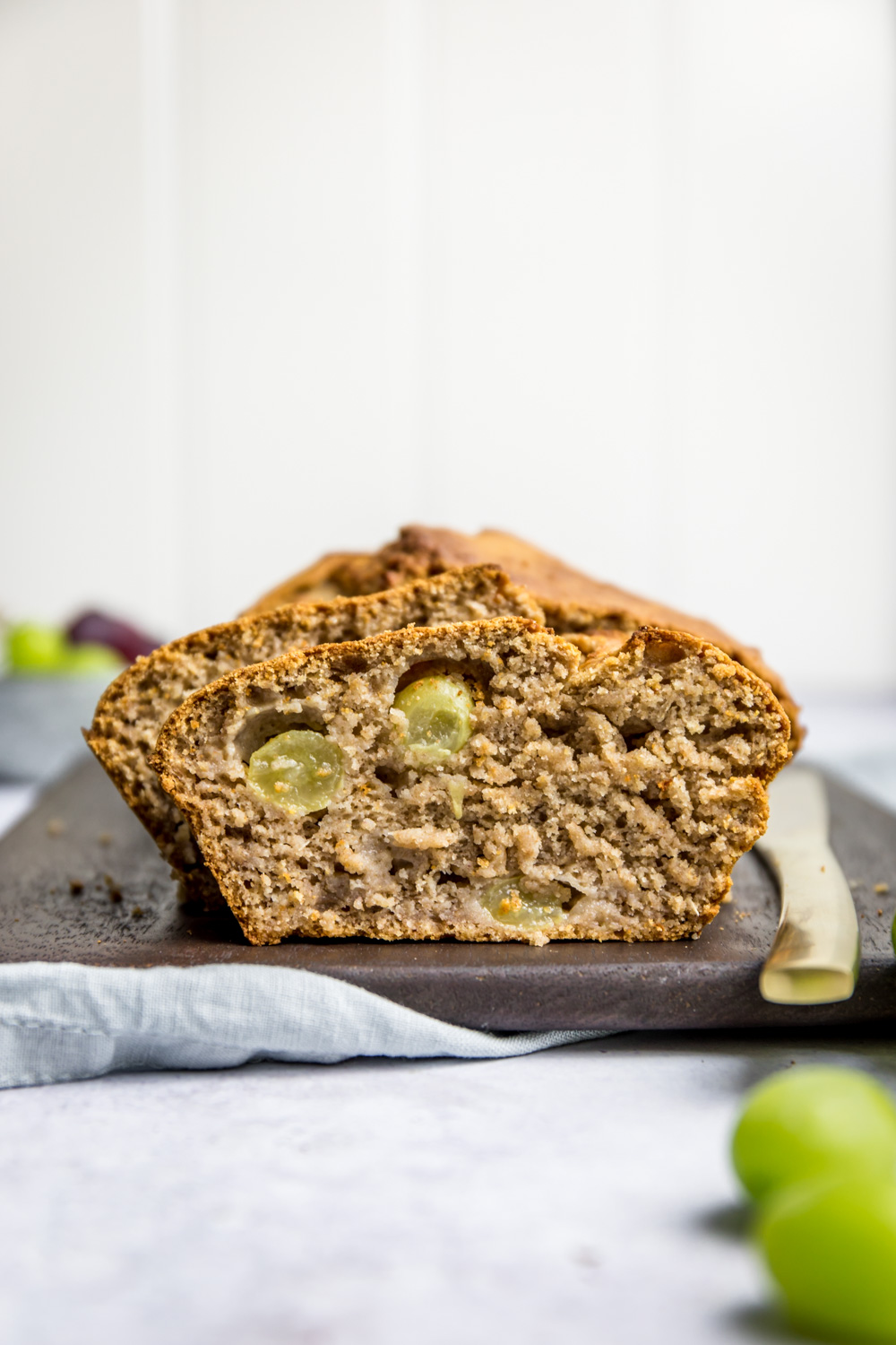 Sugar-free Grape Bread #vegan