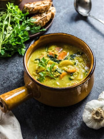 Bulgur stew with golden beet