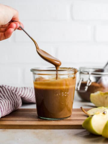 vegan 3-ingredient caramel sauce