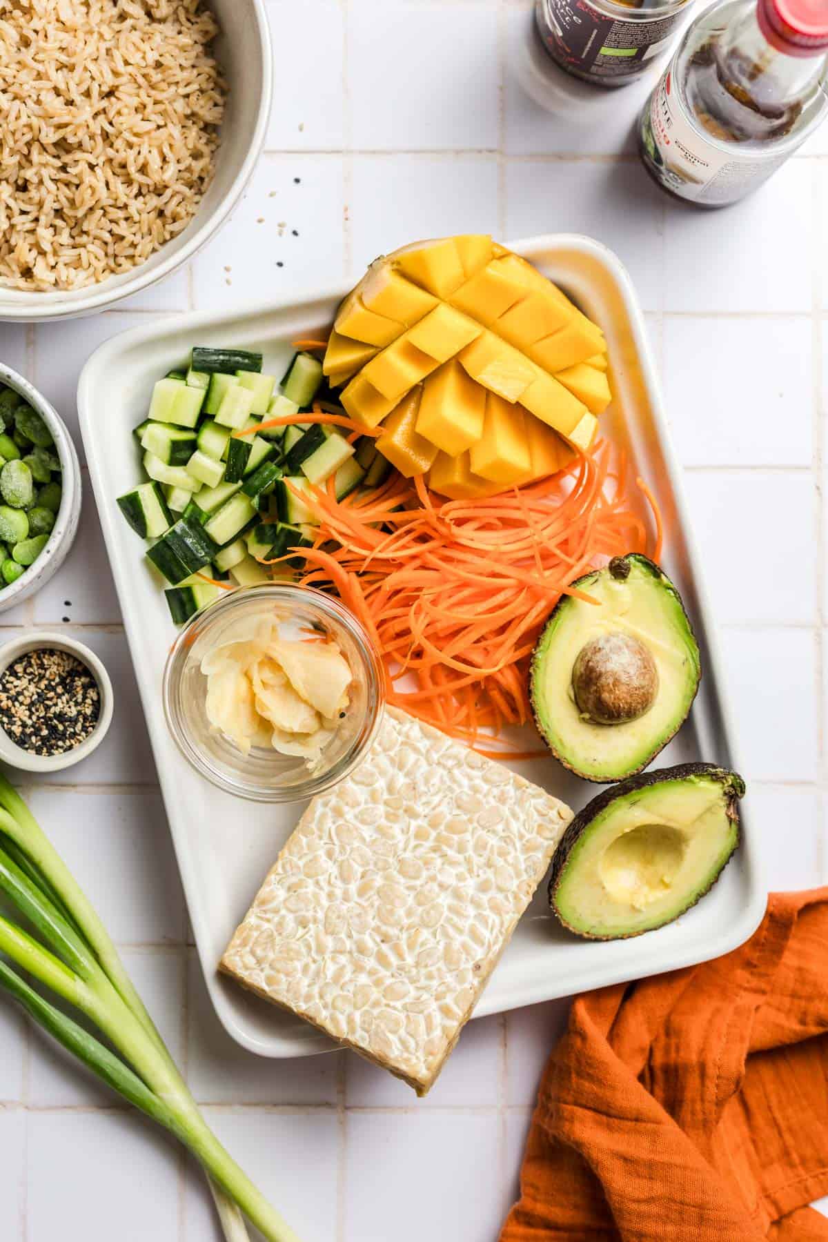 zutaten für vegane tempeh buddha bowl