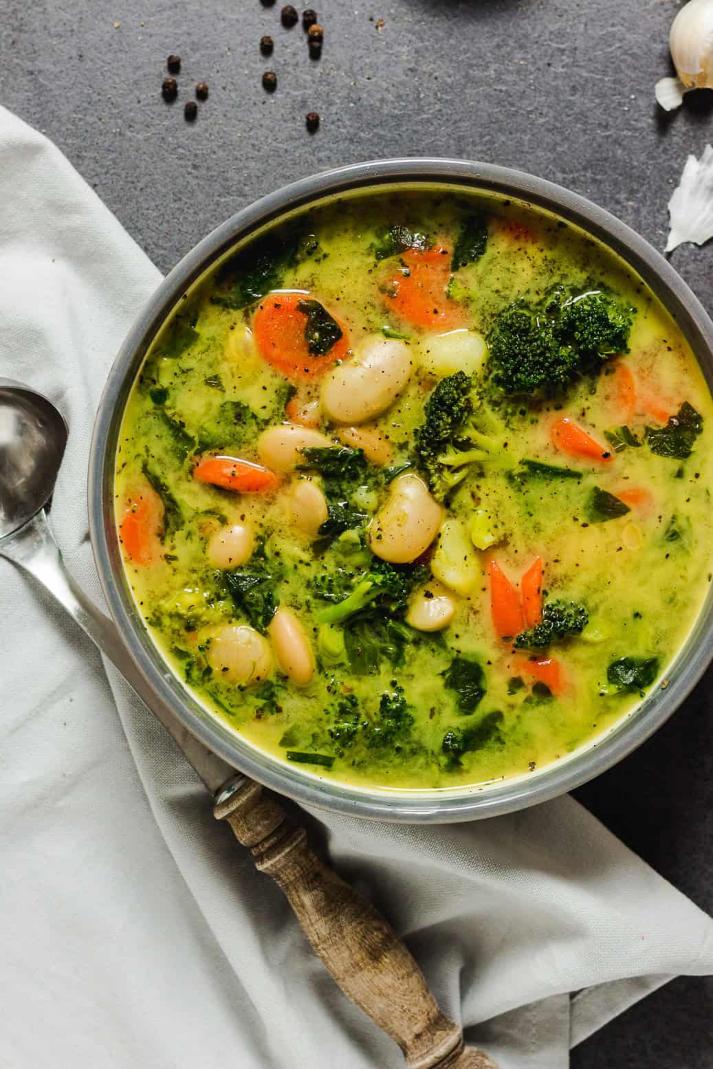 Würzige Gemüse-Bohnen Suppe #vegan#gesund#Suppe