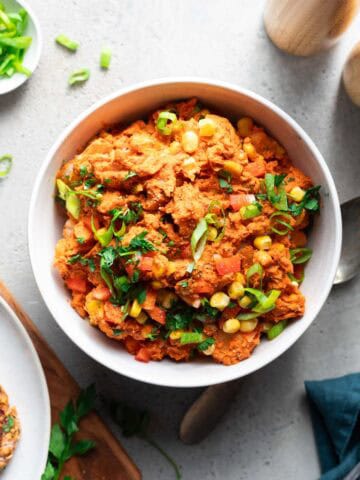 Veganer Kartoffelsalat mit Romesco-Sauce