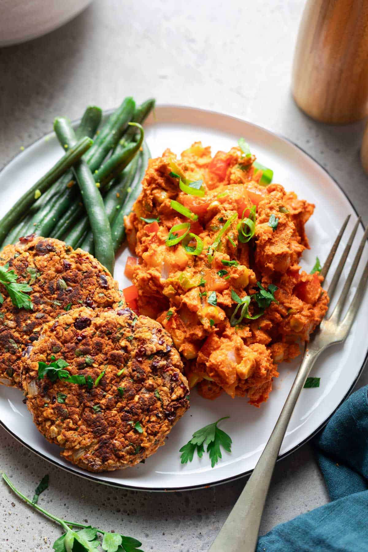 vegane frikadellen mit veganem kartoffelsalat ohne mayo