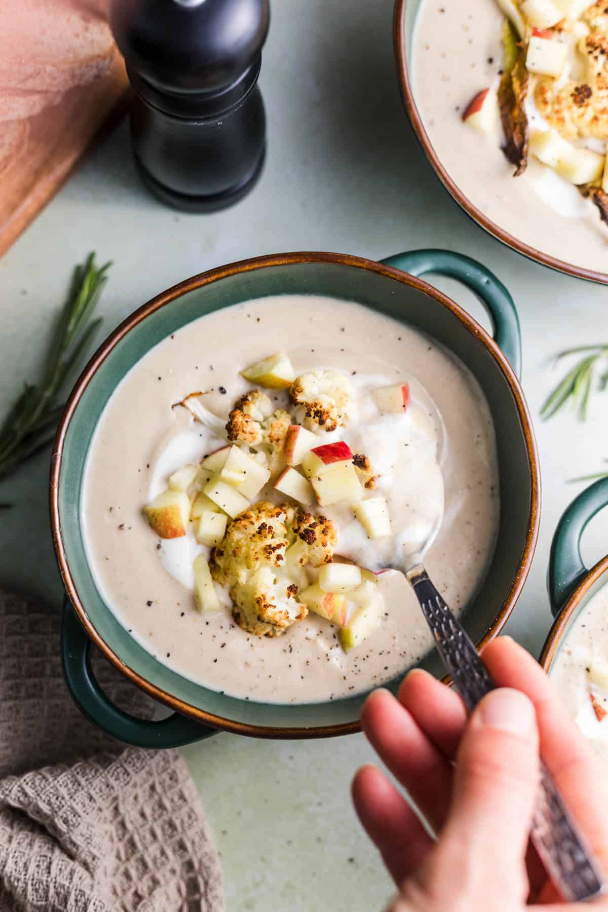 Vegane Blumenkohl-Maronen Suppe