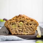 Veganes zuckerfreies Traubenbrot