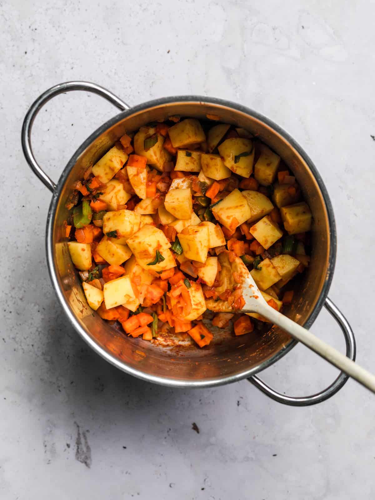 linseneintopf mit kartoffeln