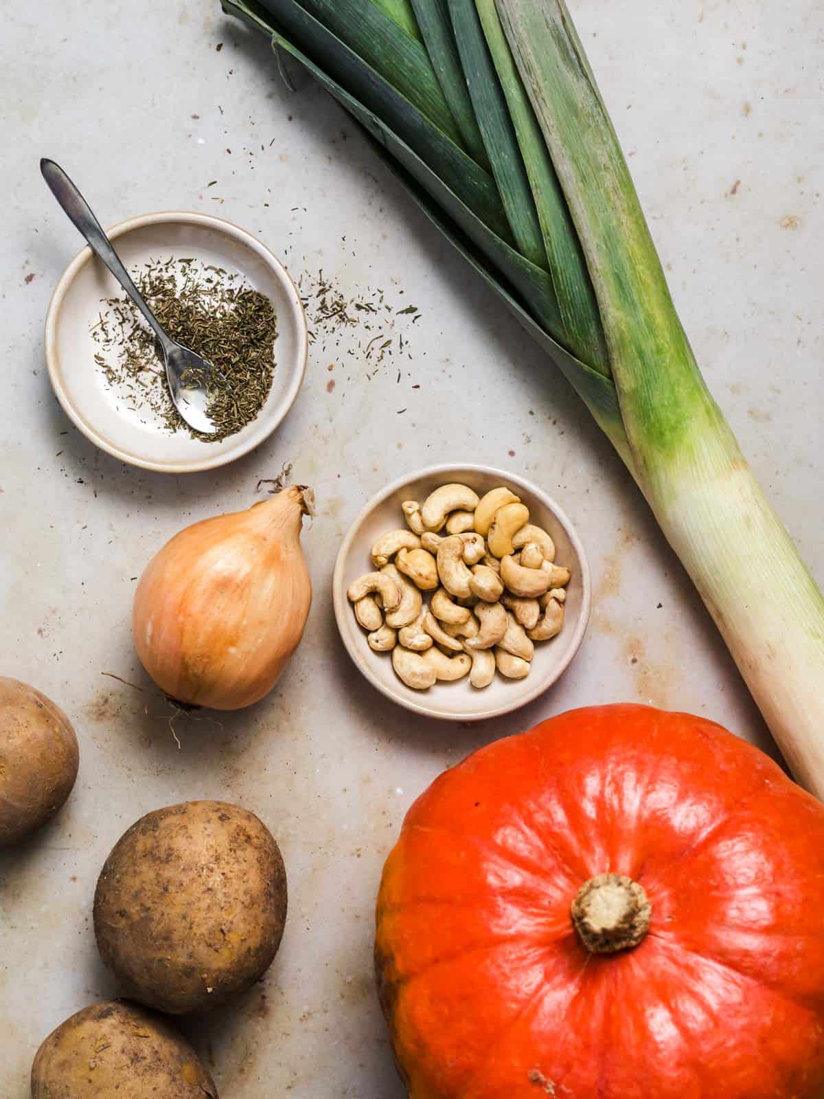 zutaten kartoffel-lauch-kürbis-suppe