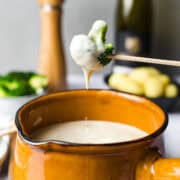 käsefondue vegan mit broccoli