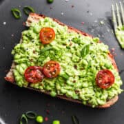 mashed peas auf Brot