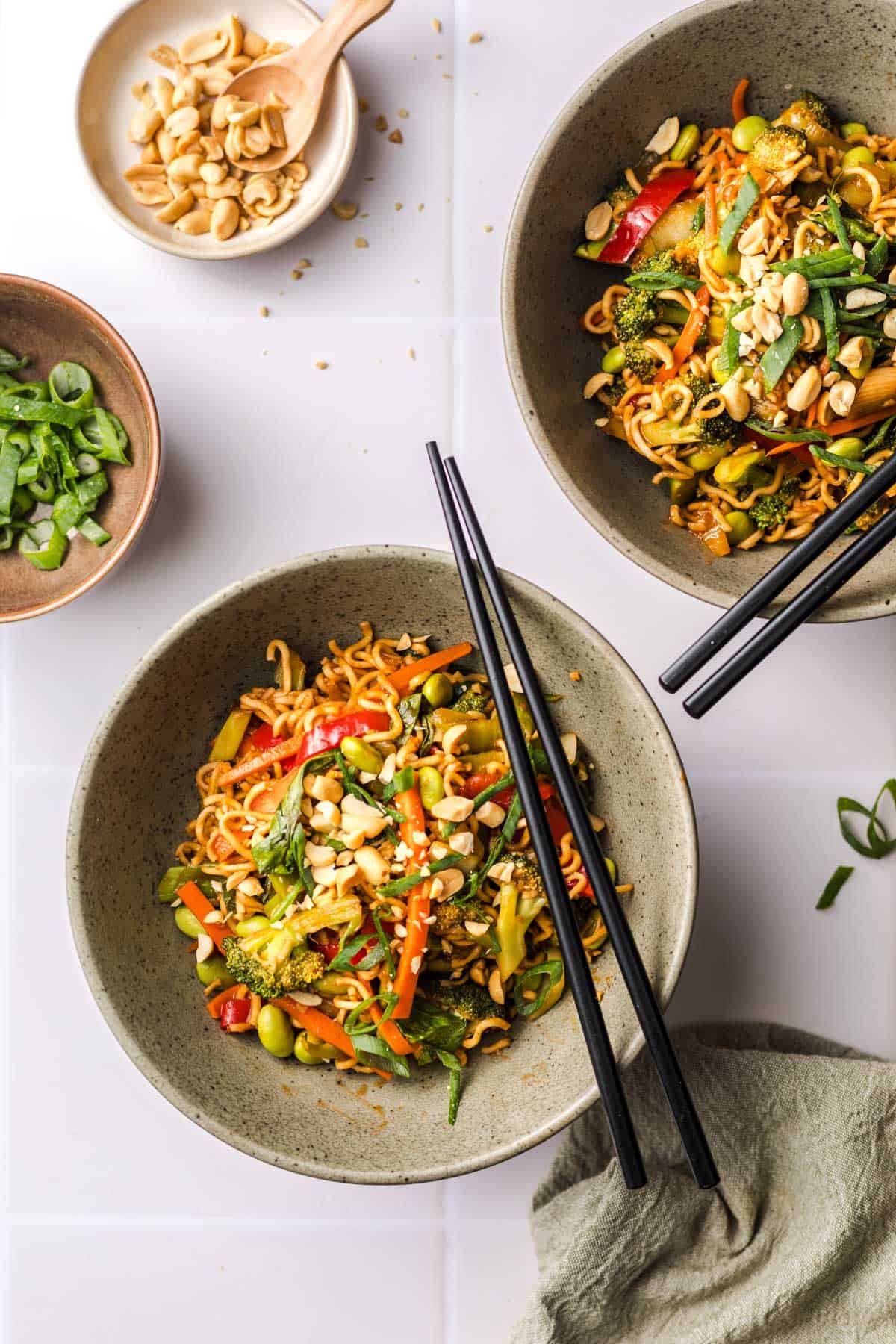 vegane mie nudeln bowl