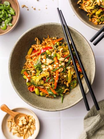 asiatische nudelpfanne vegan