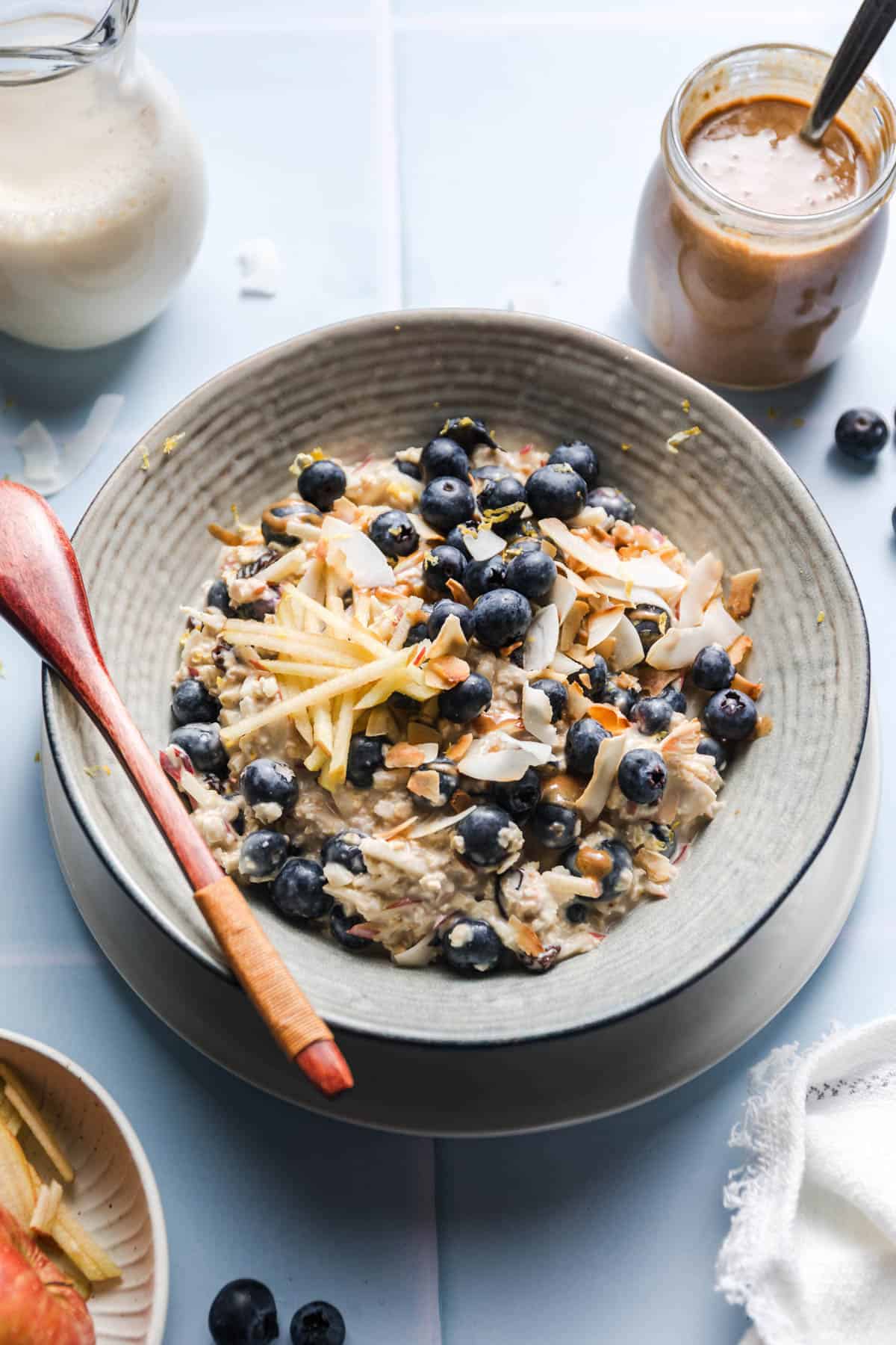 veganes beeren bircher porridge
