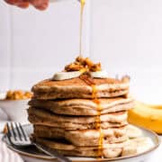 gesunde vollkorn pancakes vegan mit banane und walnüssen