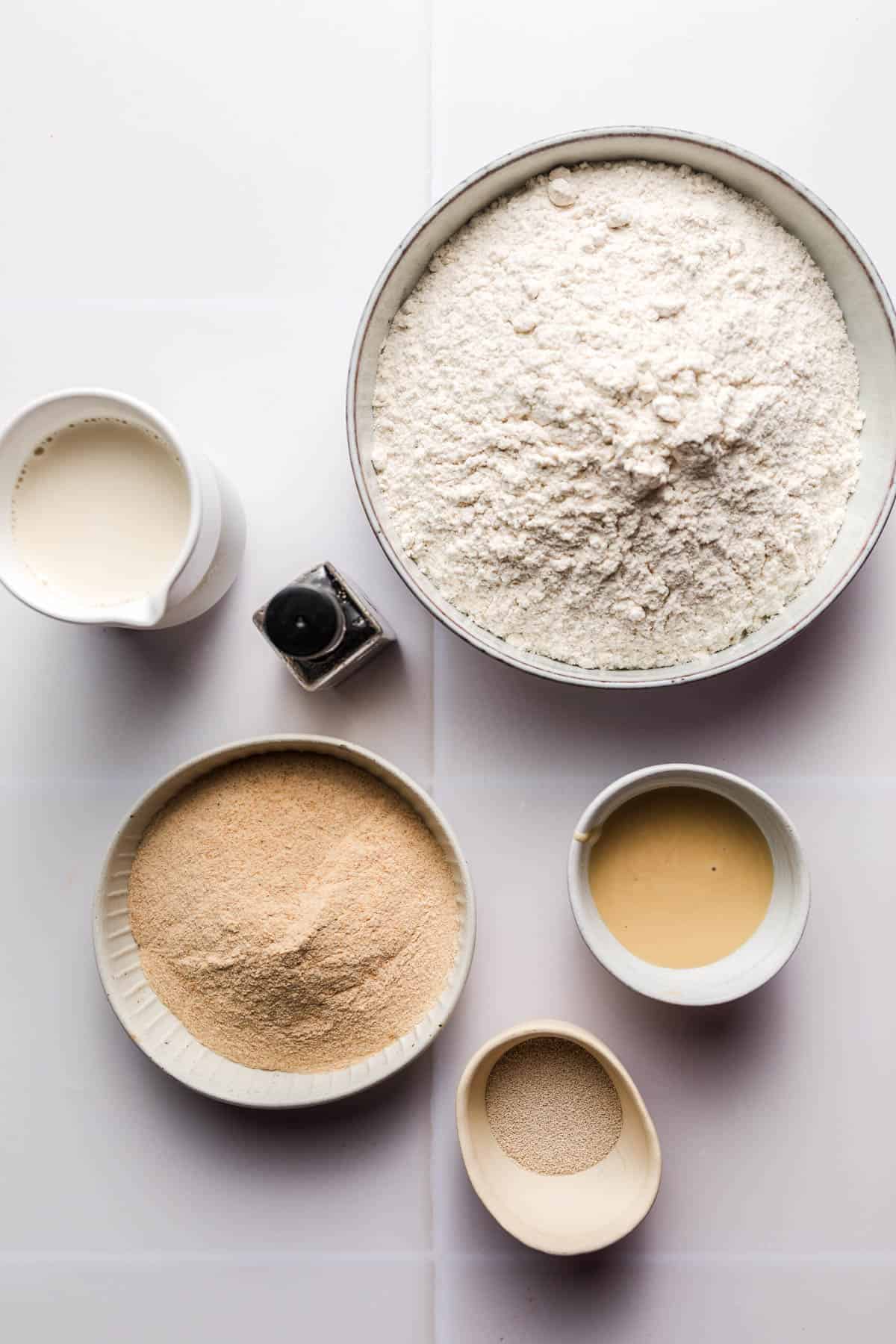 zutaten für veganen zuckerfreien hefeteig