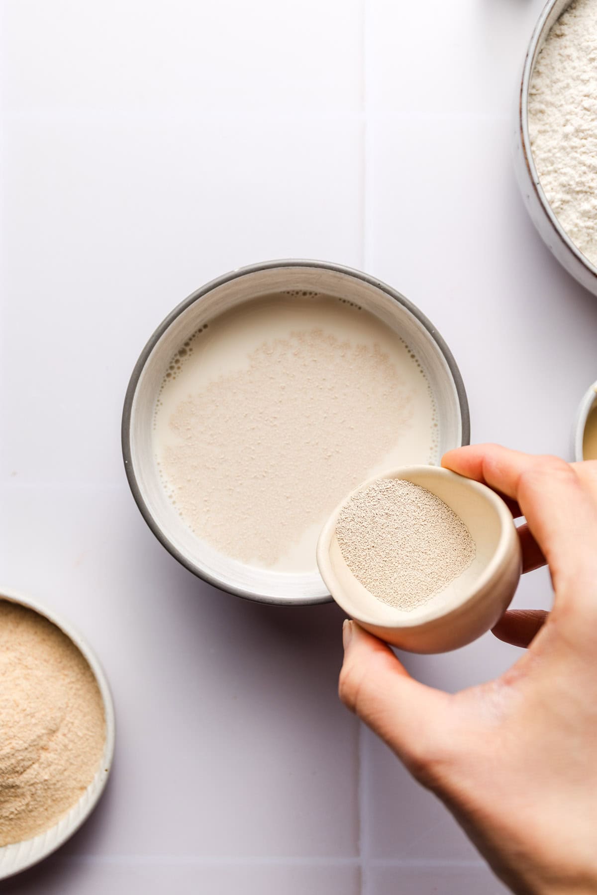 hefe in vegane milch