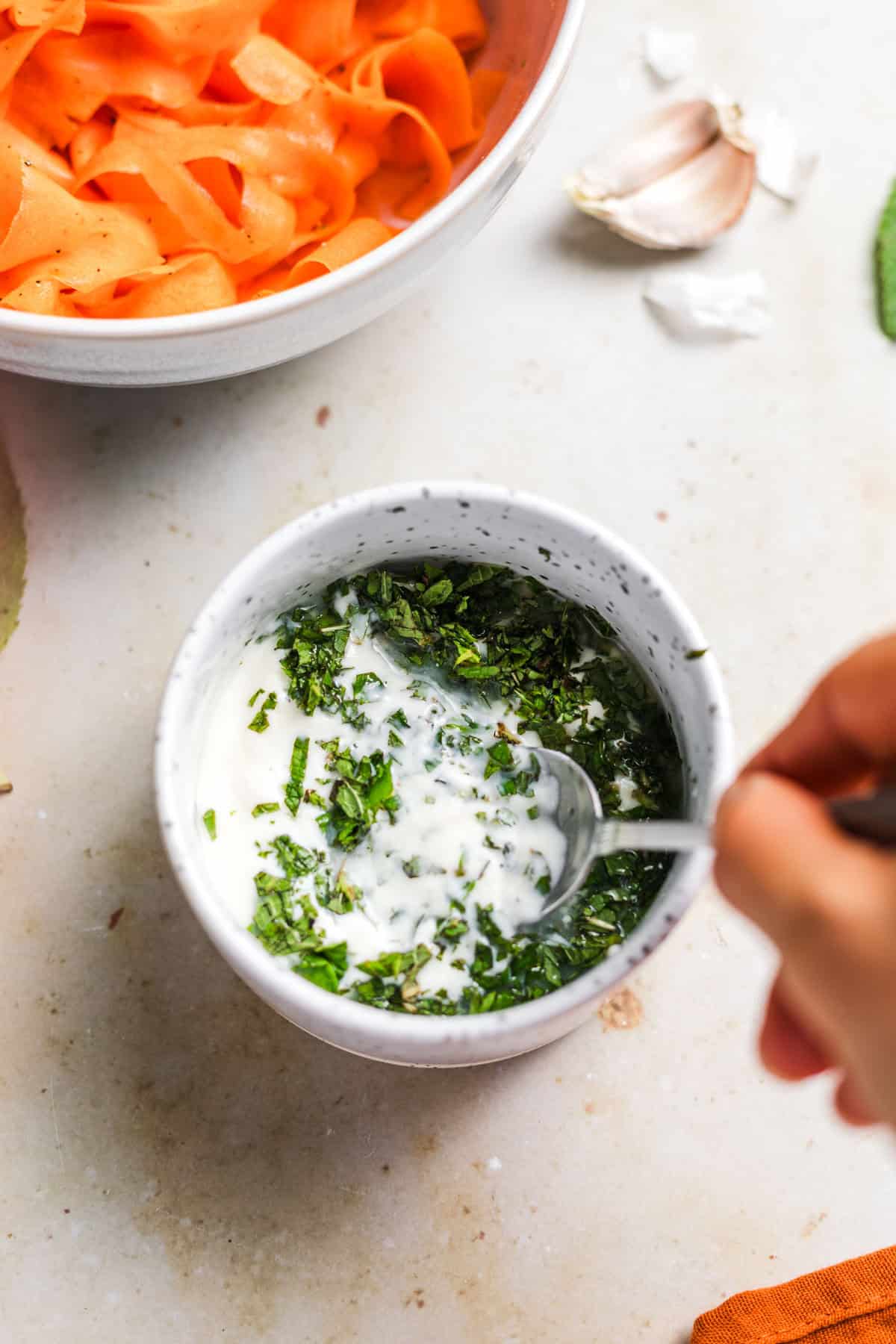 vegane joghurt sauce mit minze