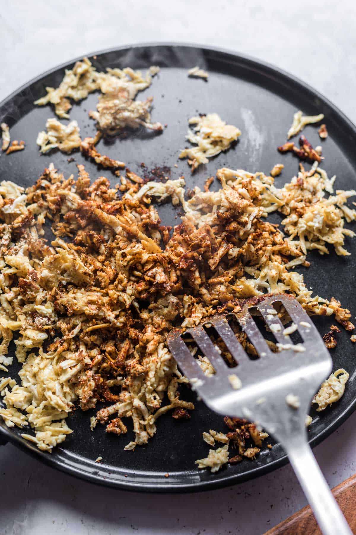 angebratener knuspriger tofu aus der pfanner