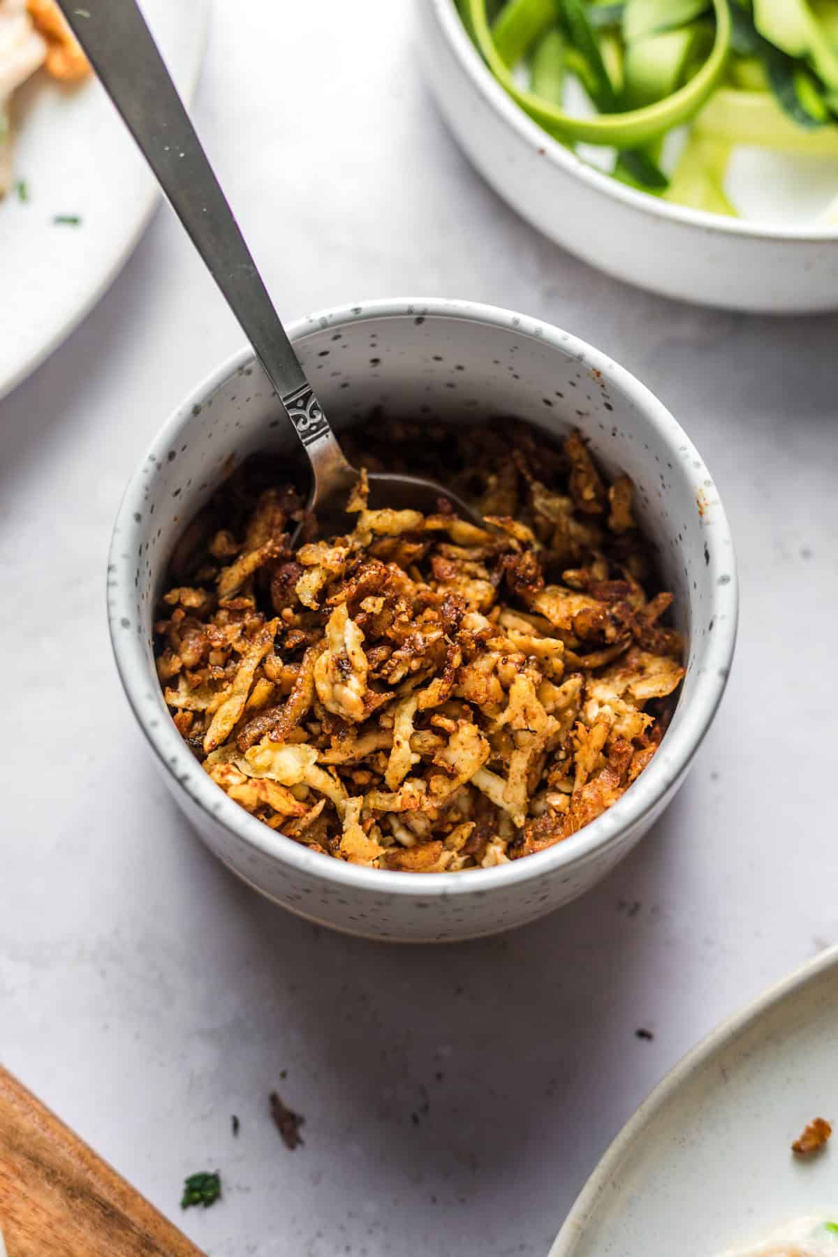 knsupriger geraspelter tofu