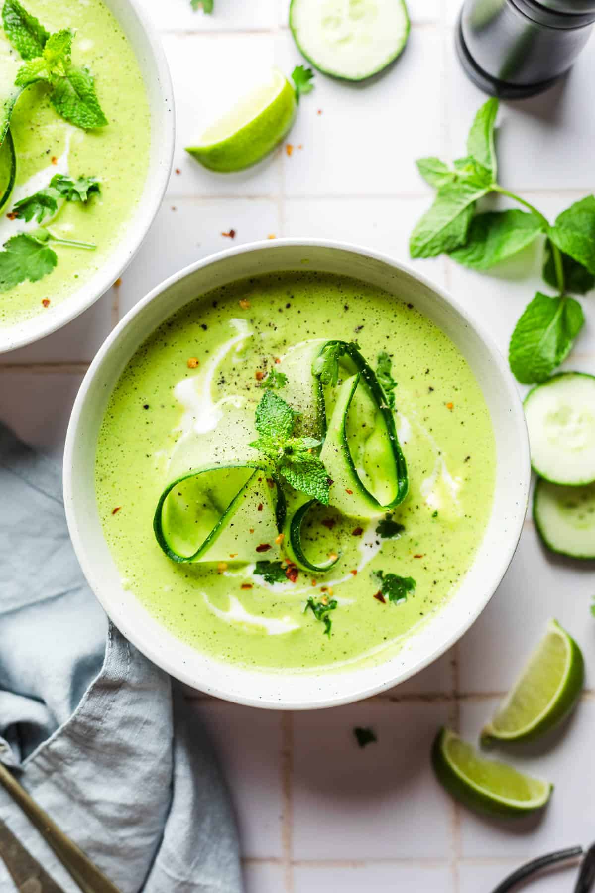 vegane grüne gurken suppe