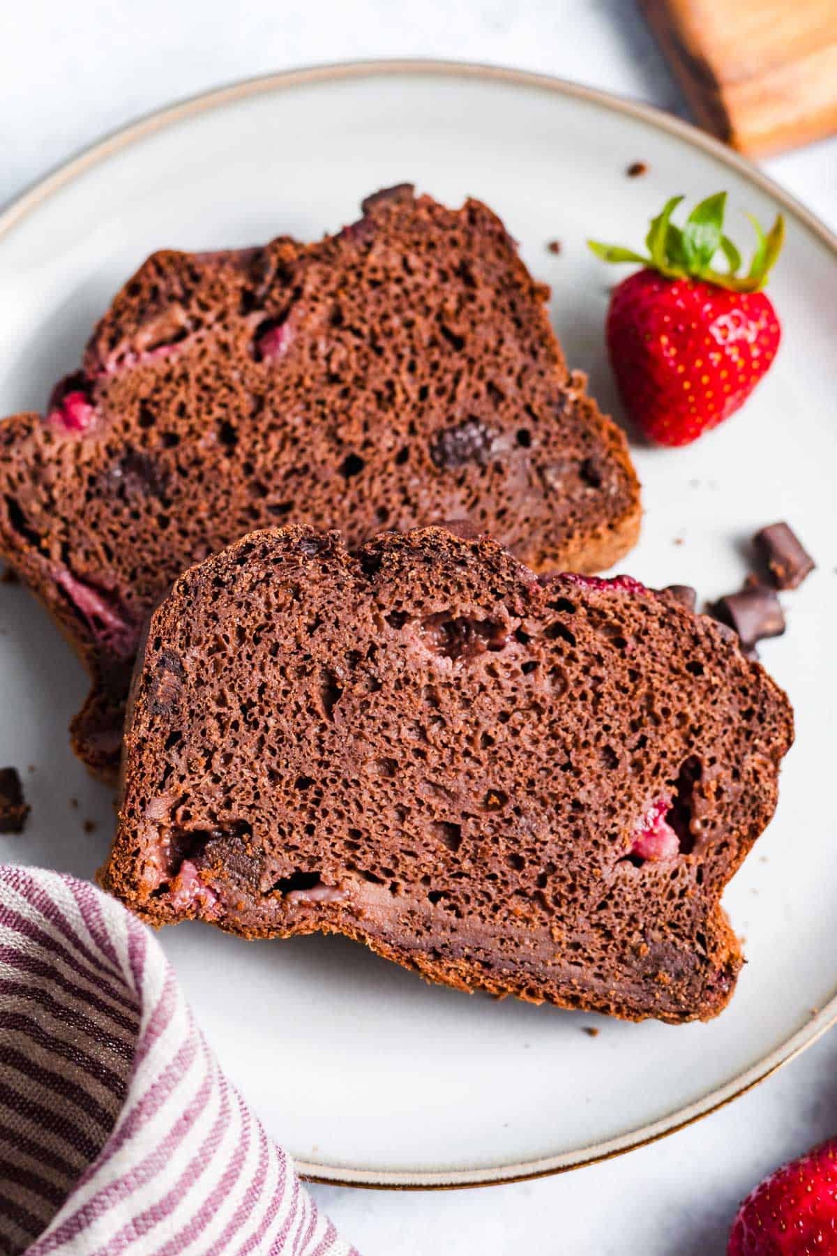 bananenbrot mit dinkelmehl und kakao zuckerfrei und vegan