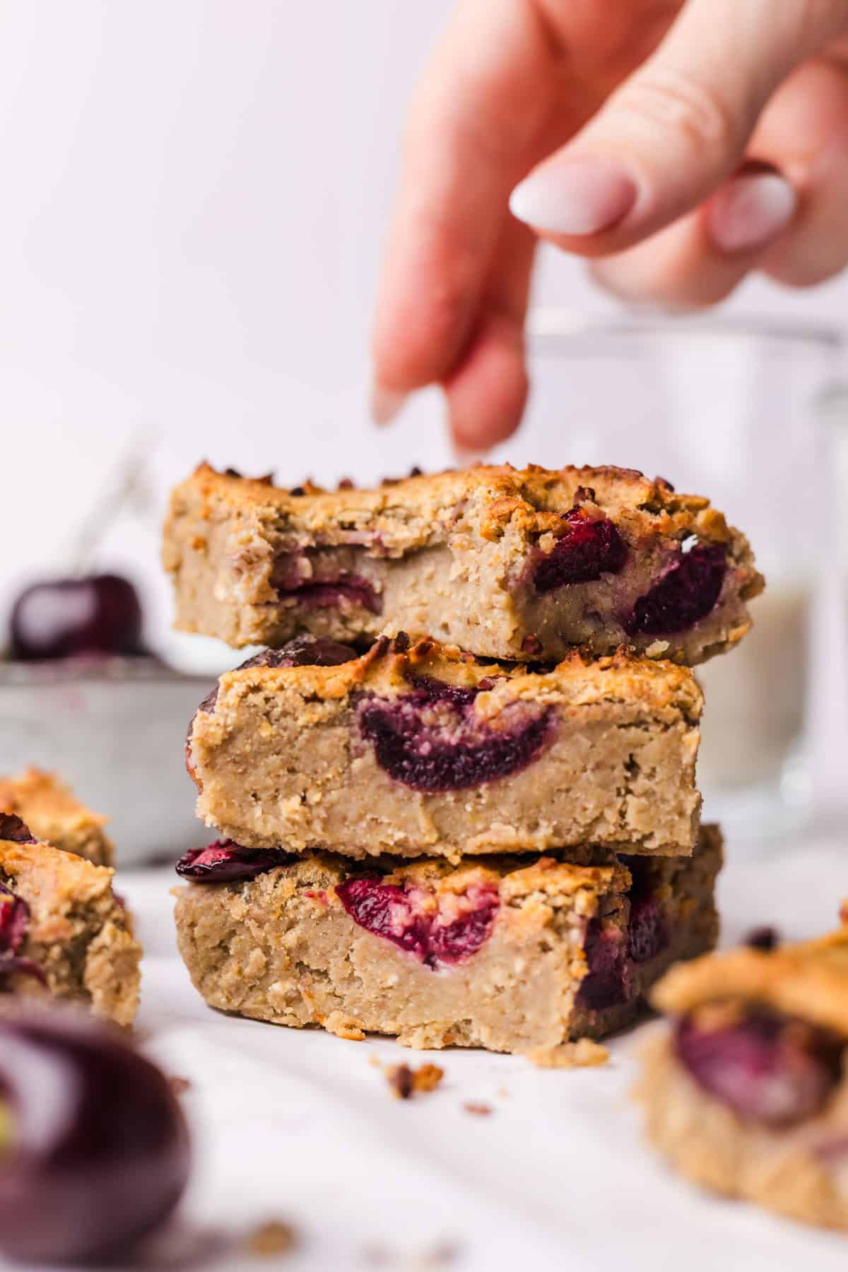 glutenfreie vegane kirsch blondies ohne mehl