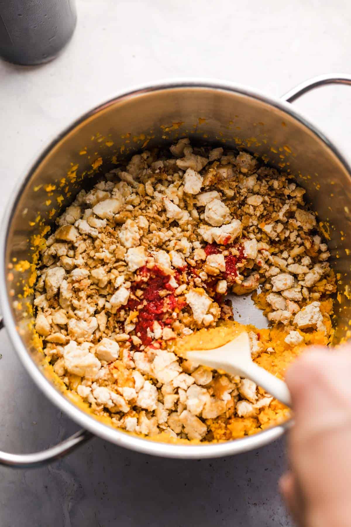 zubereitung tofu bolognese mit gemüse