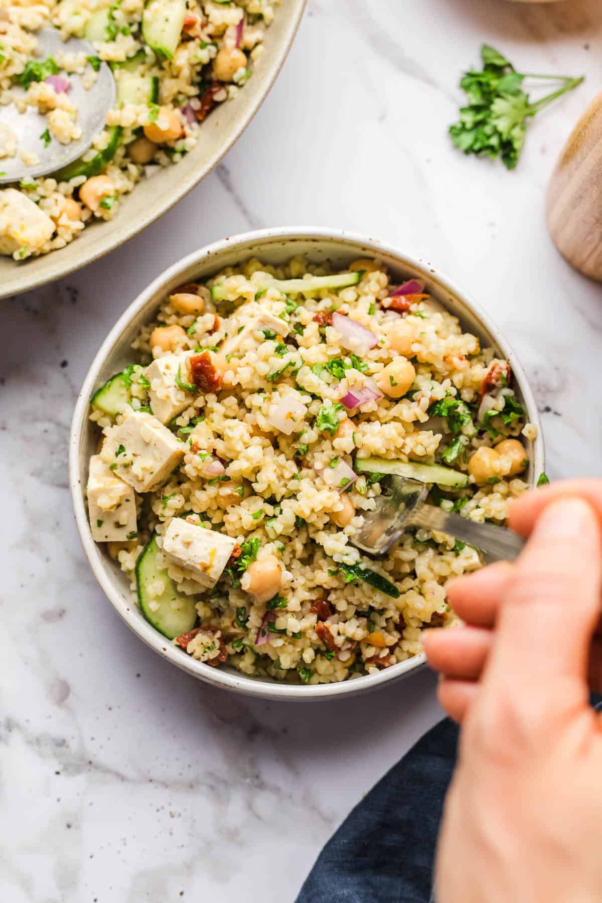 vegetarischer feta bulgur salat