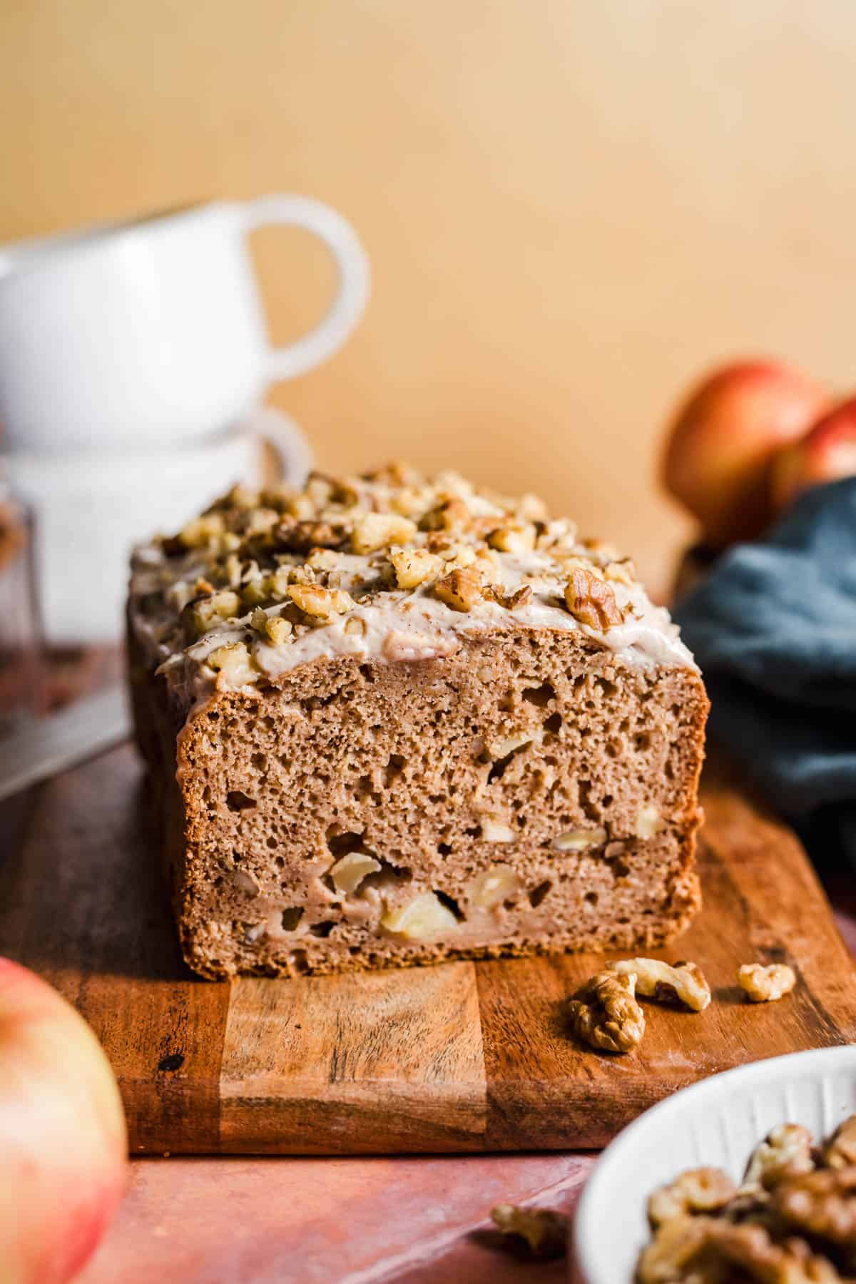 gesunder apfel-walnuss kuchen vegan ohne zucker